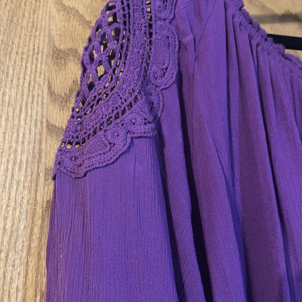 Purple stretch blouse with lace - Picture 2 of 4